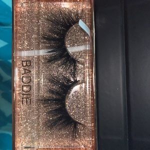 Lashes
